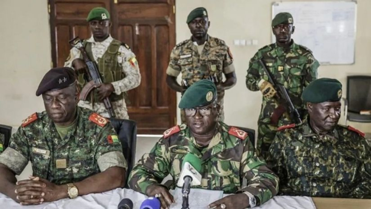 গিনি-বিসাউয়ের প্রেসিডেন্ট পদচ্যুত, ক্ষমতা দখল সেনাবাহিনীর