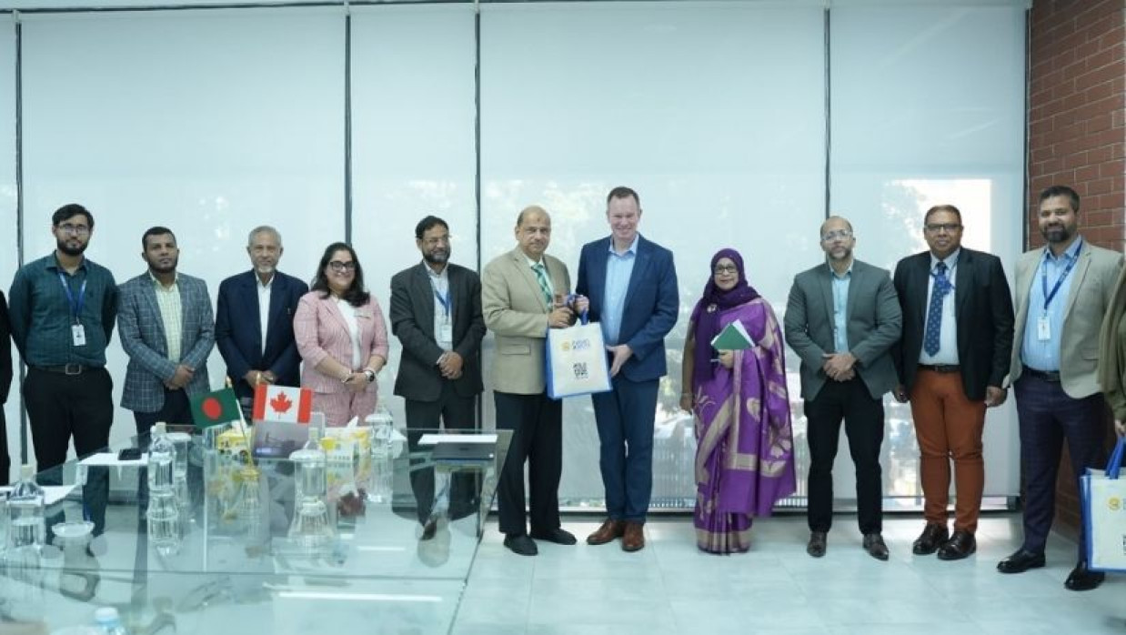 সাউথইস্ট ইউনিভার্সিটি এবং ইউনিভার্সিটি অব উইন্ডসর প্রতিনিধিদলের সাথে বিশেষ বৈঠক