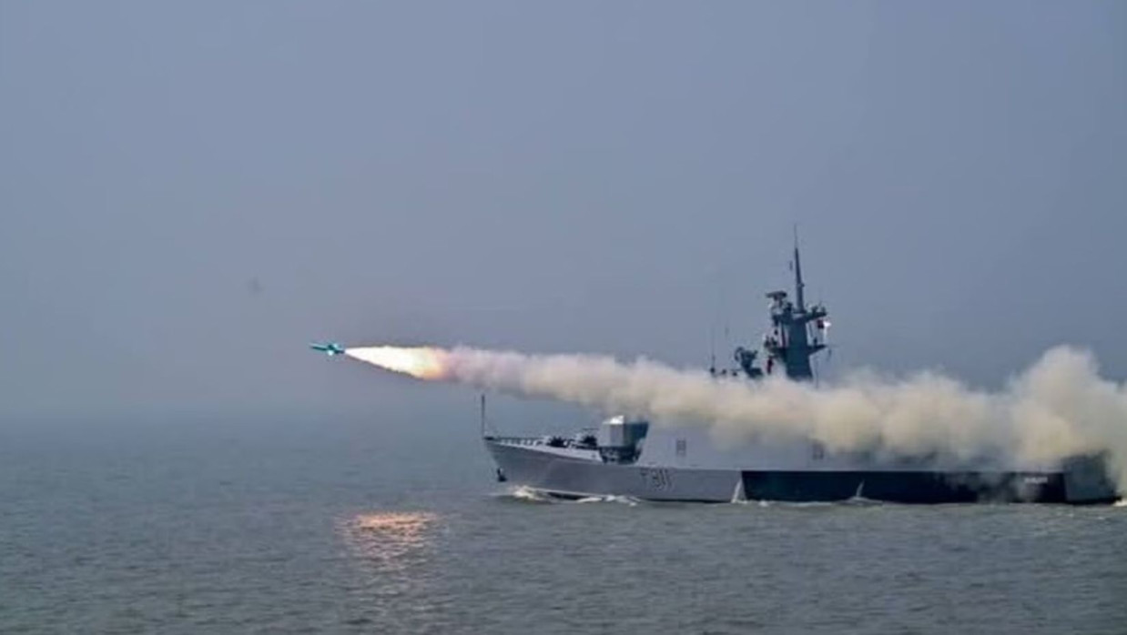 মিসাইল ফায়ারিং করবে বাংলাদেশ নৌবাহিনী