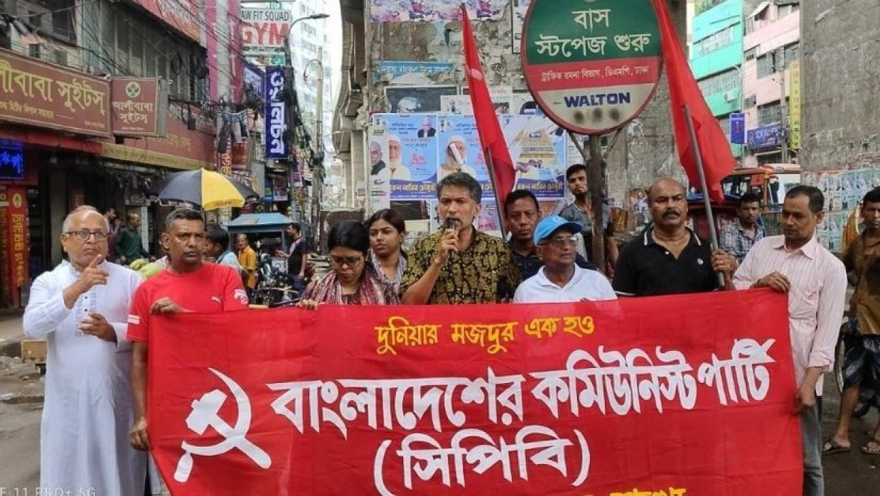 ঢাকা-১২ আসনের ভোটারদের সঙ্গে নিয়মিত গণসংযোগ চালাচ্ছেন কল্লোল বনিক