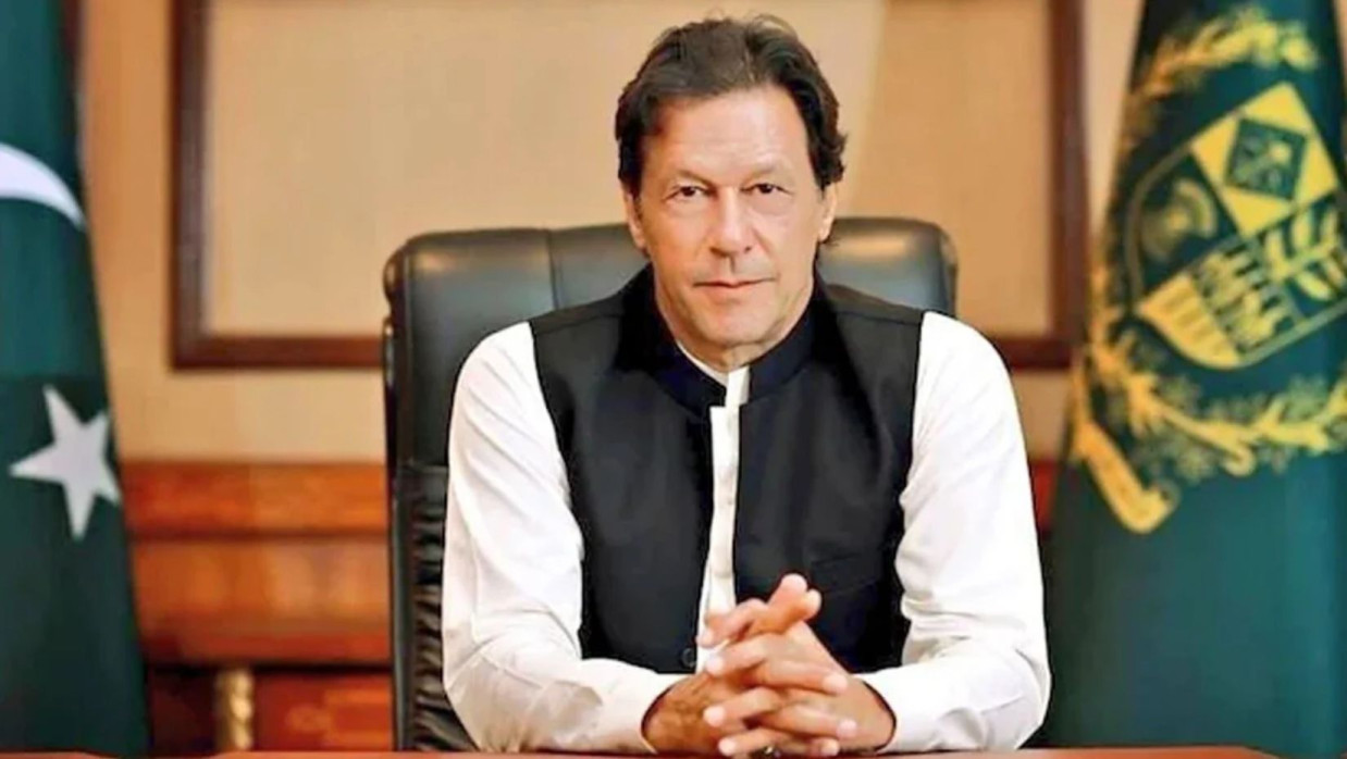 পাকিস্তানের সাবেক প্রধানমন্ত্রী ইমরান খান