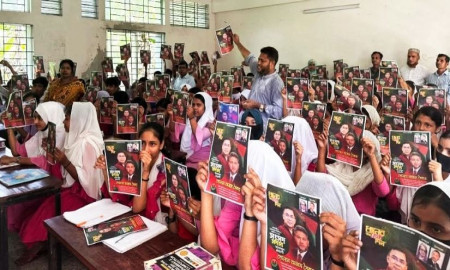 বিদ্যালয়ে পাঠদান বন্ধ রেখে বিএনপি মনোনয়নপ্রত্যাশীর রাজনৈতিক প্রচারণা