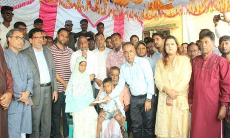 ছোট্ট শিশু মরিয়ম ও ইসমাইলের দায়িত্ব নিলেন তারেক রহমান