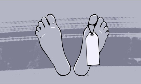 নিজ বাড়িতে ঝুলছিল কলেজ ছাত্রের নিথর দেহ