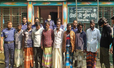 যমুনায় বাল্কহেড থেকে চাঁদা তোলার অভিযোগে ইউপি সদস্যসহ আটক ১০