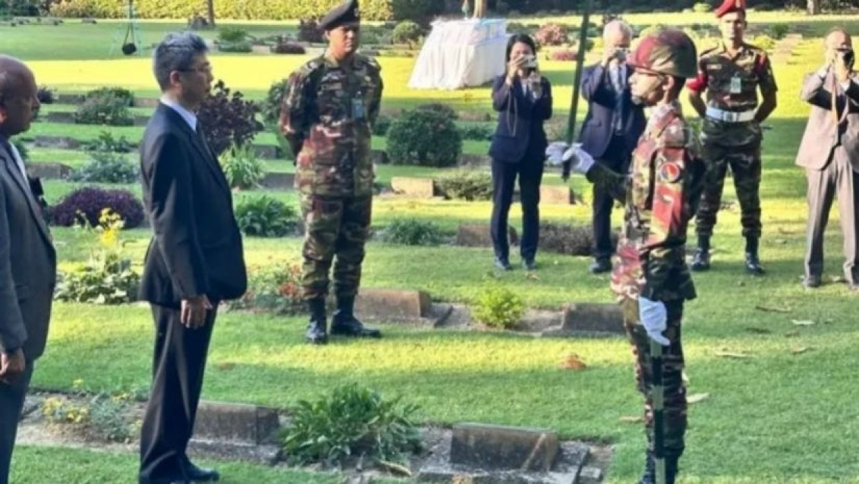 চট্টগ্রাম ওয়ার সিমেট্রিতে