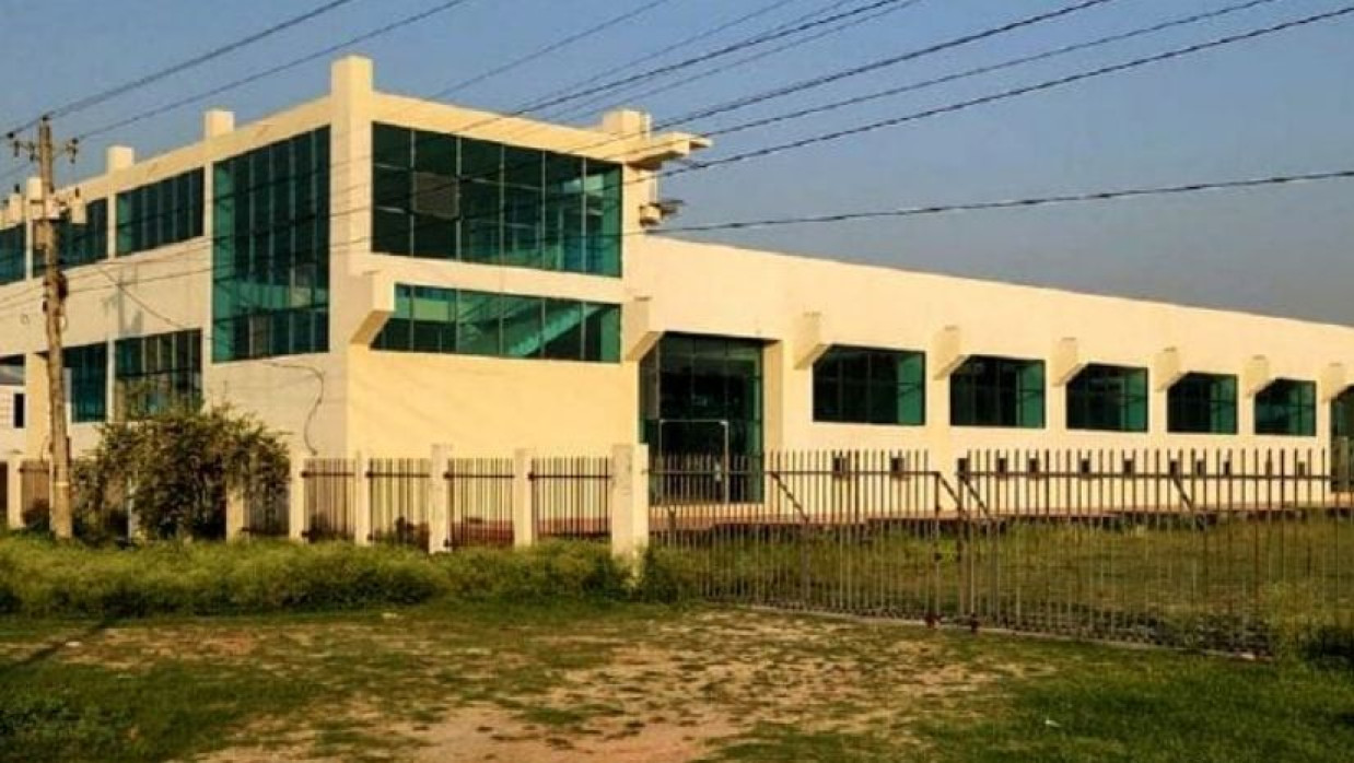 আধুনিক বাস টার্মিনাল