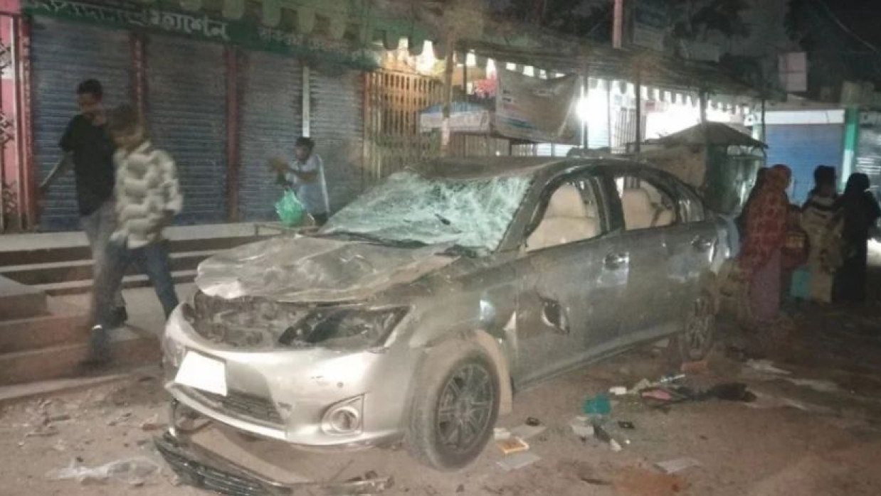 বিএনপির দুই গ্রুপের মধ্যে সংঘর্ষের ঘটনা ঘটেছে।