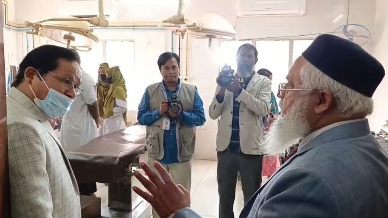 স্বাস্থ্যের ডিজি ডা. মো. আবু জাফরে সঙ্গে বাকবিতণ্ডায় জড়ান ডাক্তার ধনদেব বর্মন