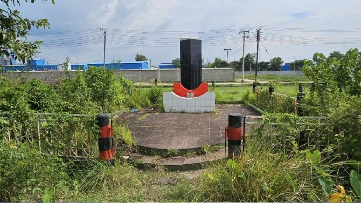 মিরসরাই স্মৃতিস্তম্ভ