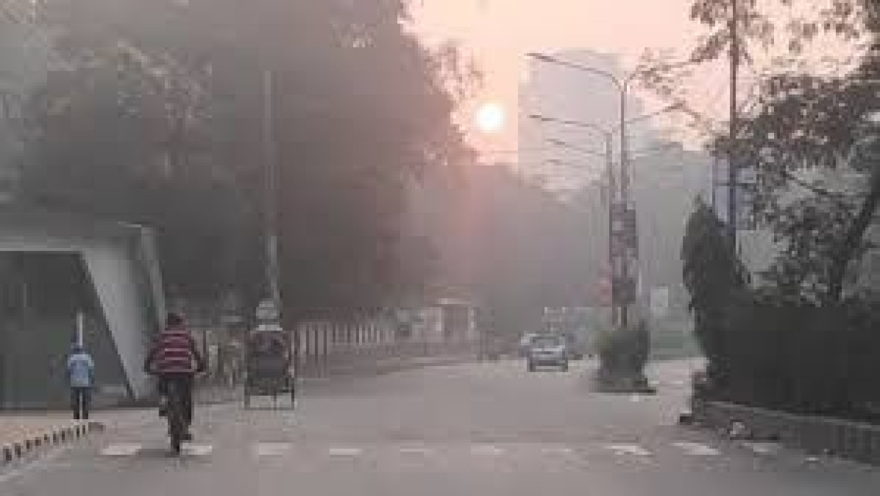 রাজধানীতে কুয়াশা  