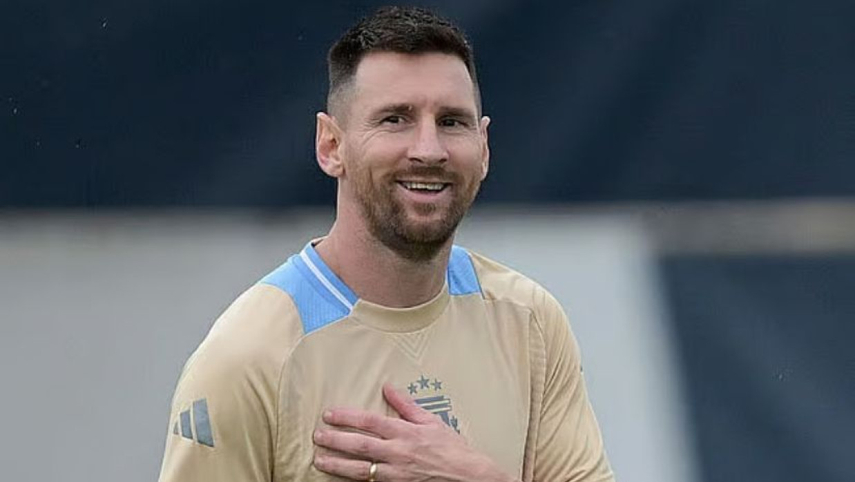 লিওনেল মেসি