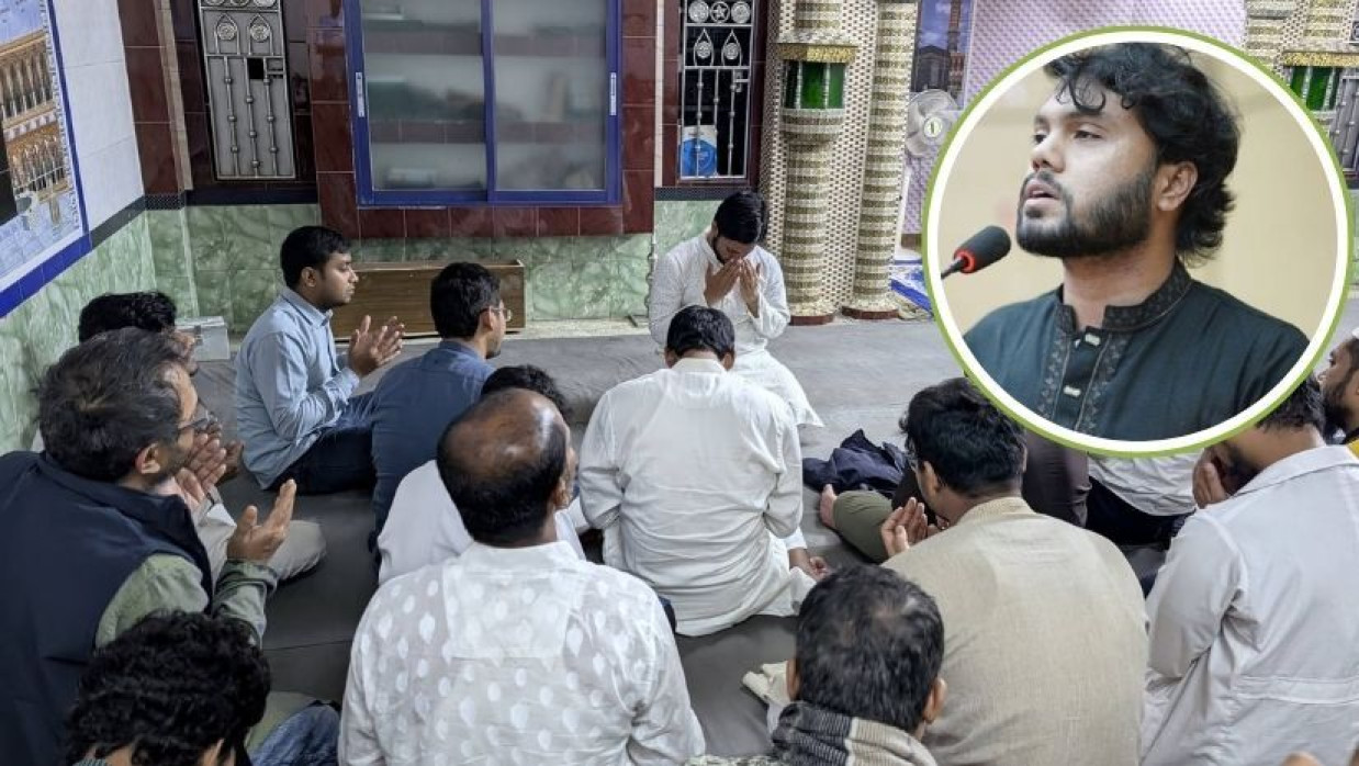 ঢামেক মসজিদে নেতাকর্মীদের নিয়ে মোনাজাত করছেন শিবিরের কেন্দ্রীয় সভাপতি জাহিদুল ইসলাম ও ইনসেটে ওসমান হাদি