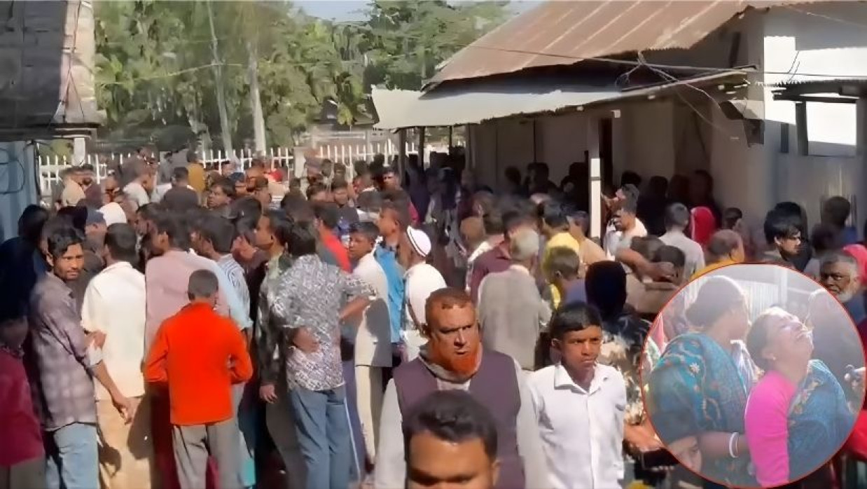 শোকে ছায়াছন্ন  তপন কুমারের পরিবার 