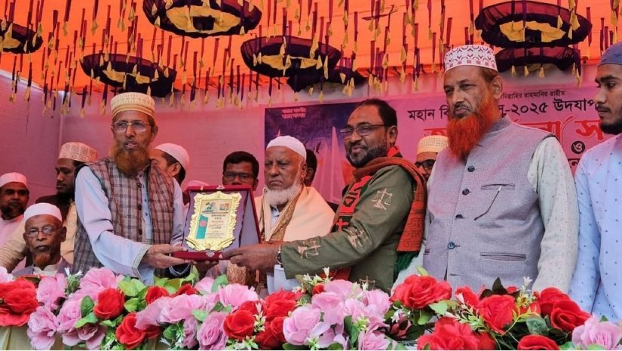 জামায়াতের উদ্যোগে মুক্তিযোদ্ধাদের গণসংবর্ধনায়