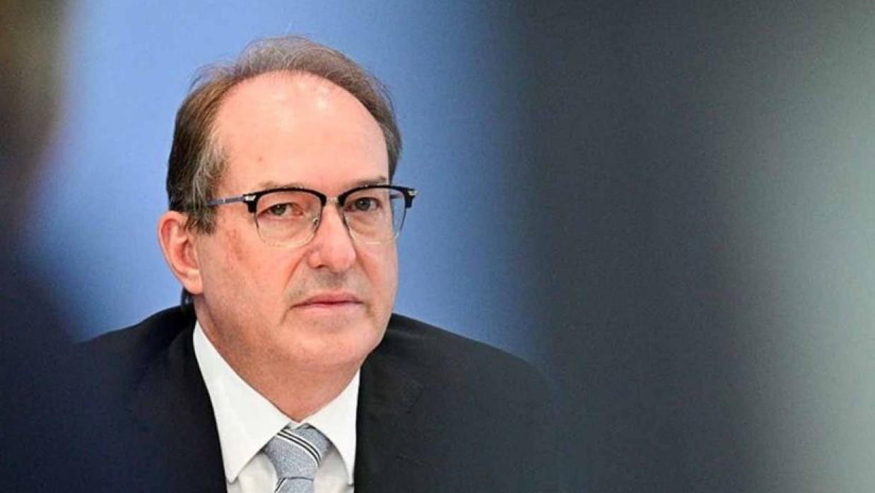 জার্মানির স্বরাষ্ট্রমন্ত্রী আলেক্সান্ডার ডোব্রিন্ট