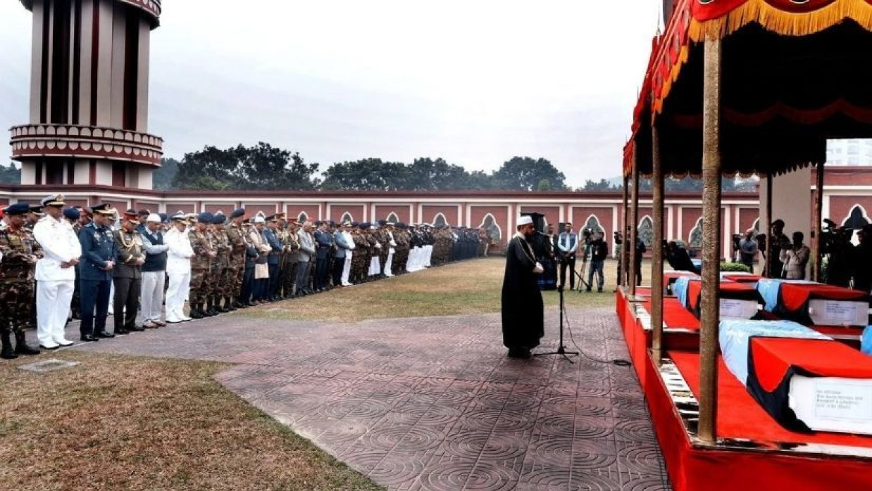 সুদানে শাহাদাত বরণকারী ৬ বাংলাদেশি সেনার জানাজা সম্পন্ন