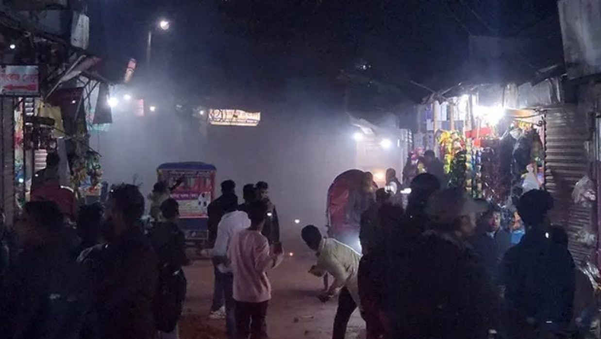 শরীয়তপুরে এনসিপি ও ছাত্রদলের মধ্যে সংঘর্ষে পাঁচজন আহত হন