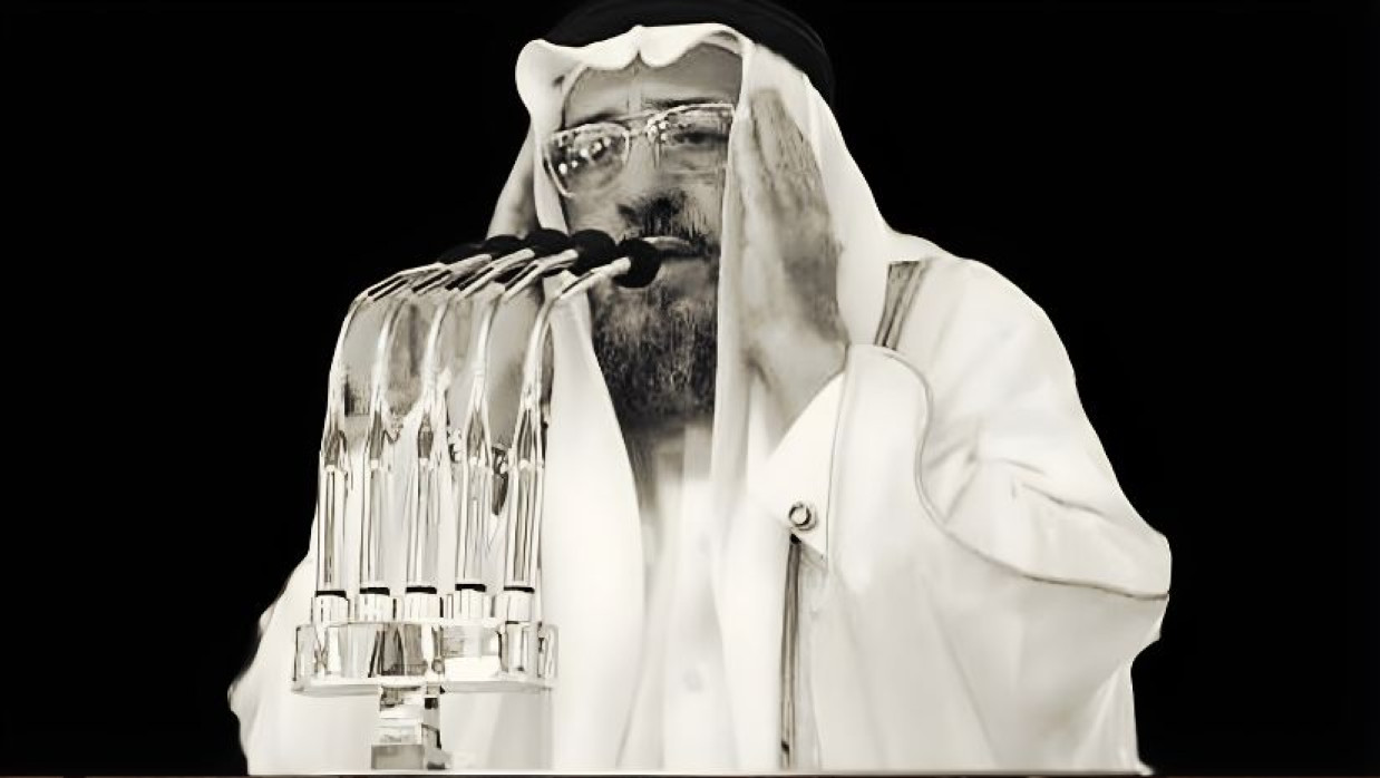 মসজিদে নববীর প্রখ্যাত মুয়াজ্জিন শেখ ফয়সাল নোমান