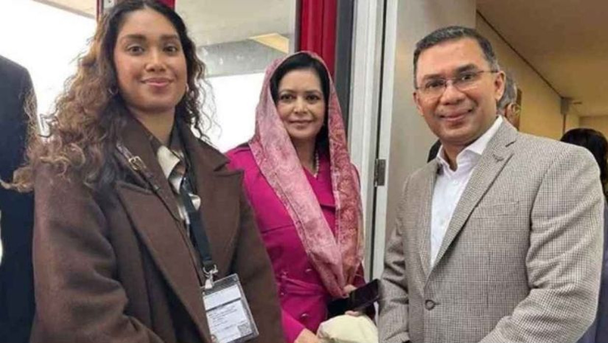 ঢাকায় পৌঁছেছেন বিএনপির ভারপ্রাপ্ত চেয়ারম্যান তারেক রহমান