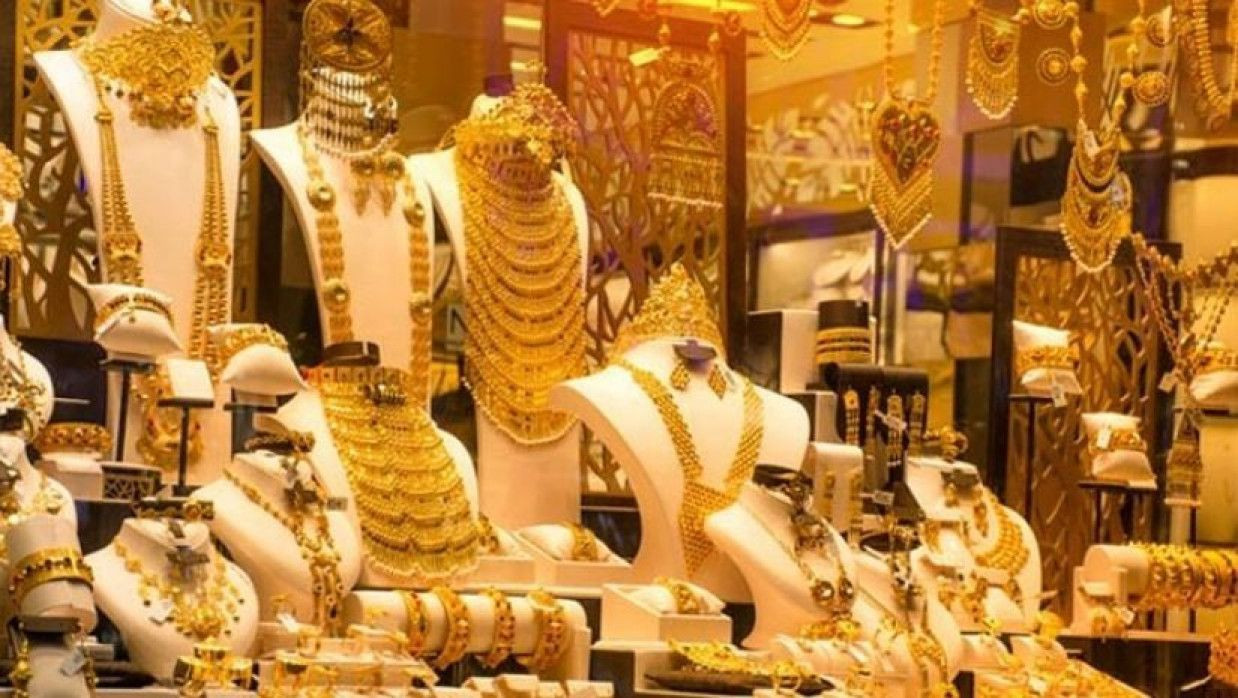 দেশের বাজারে আজ যে দামে বিক্রি হচ্ছে সোনা