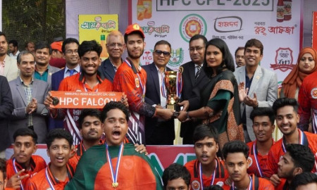 হামদর্দ পাবলিক কলেজে বর্ণিল আয়োজনে ক্রিকেট উৎসব