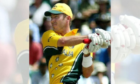 অস্ট্রেলিয়ার বিশ্বকাপজয়ী ক্রিকেটার ডেমিয়েন মার্টিন কোমায়