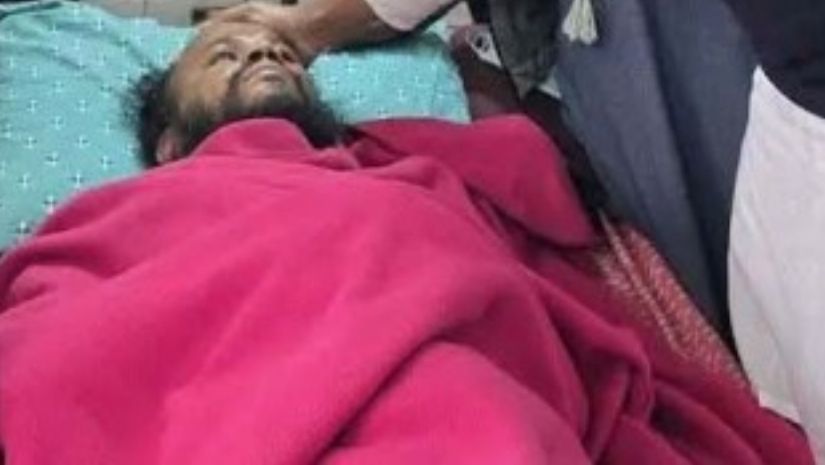 গুলিবিদ্ধ জুলাই যোদ্ধাকে ছুরিকাঘাত