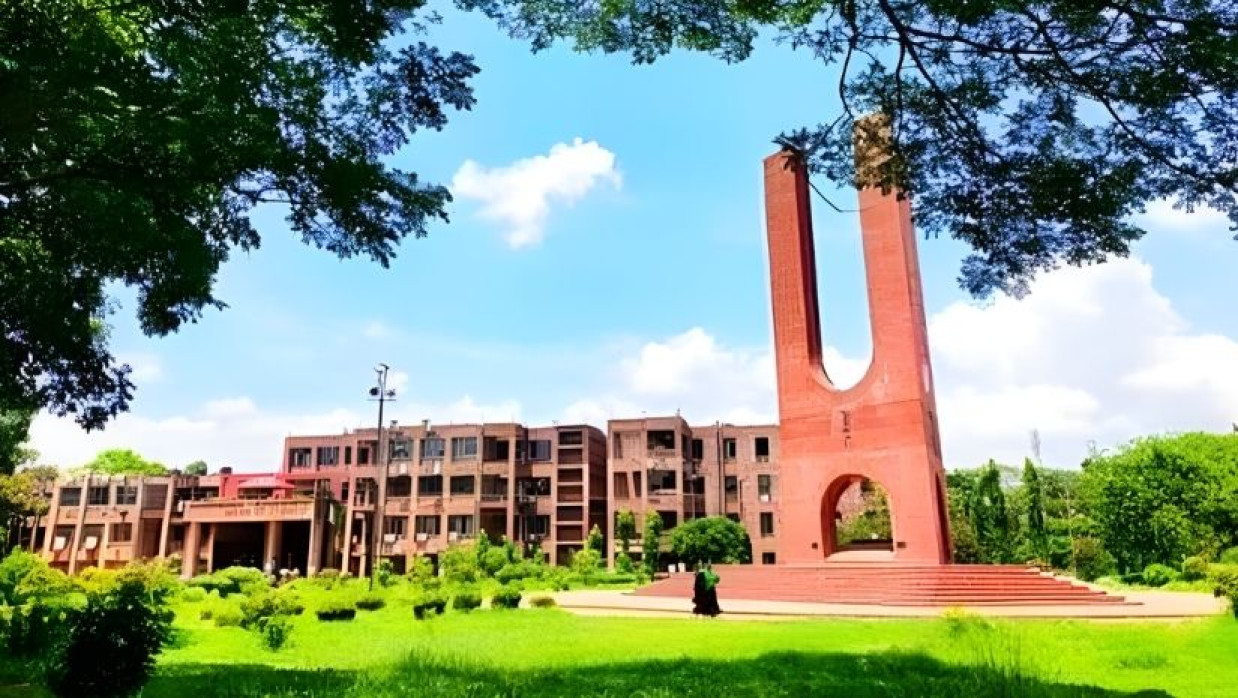 ৫৬ বছরে, শিক্ষা, সংস্কৃতি ও প্রতিবাদের জ্ঞানভূমি জাহাঙ্গীরনগর বিশ্ববিদ্যালয়