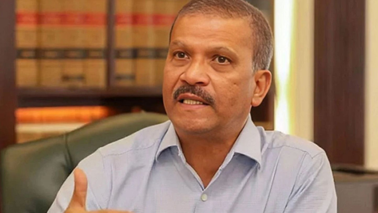 বিশ্বকাপ ইস্যুতে নতি স্বীকার নয়, হুঁশিয়ারি ক্রীড়া উপদেষ্টার