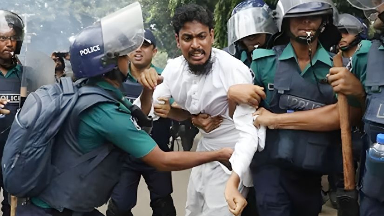 এনসিপি সদস্যসচিব আখতার হোসেন