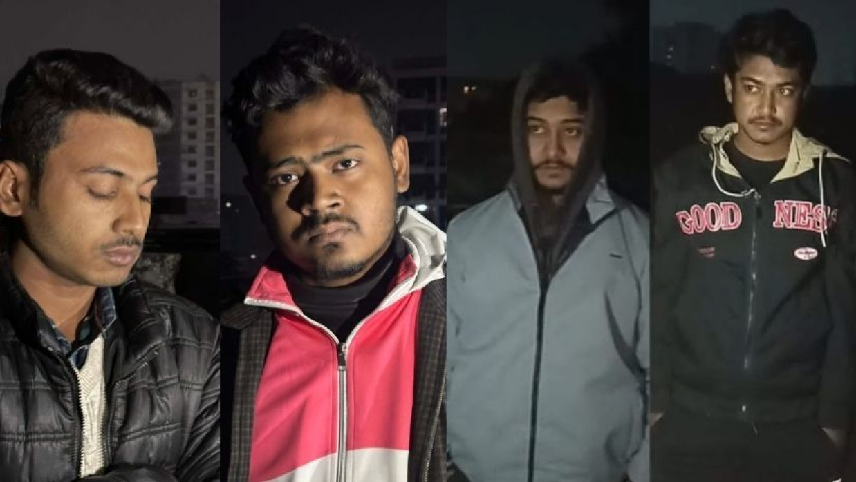 ঢাবিতে হলের ছাদে গাঁজা সেবনের সময় ছাত্রদলকর্মীসহ আটক ৪