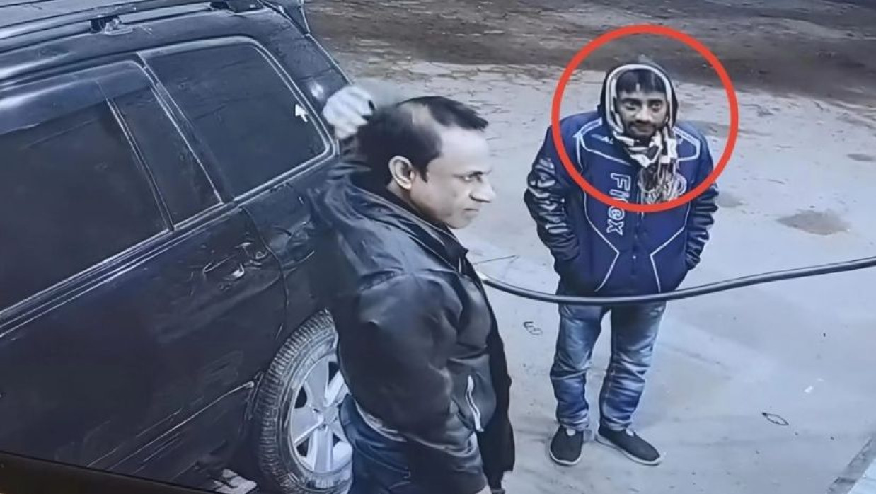 লাল বৃত্তে নিহত রিপন সাহা 