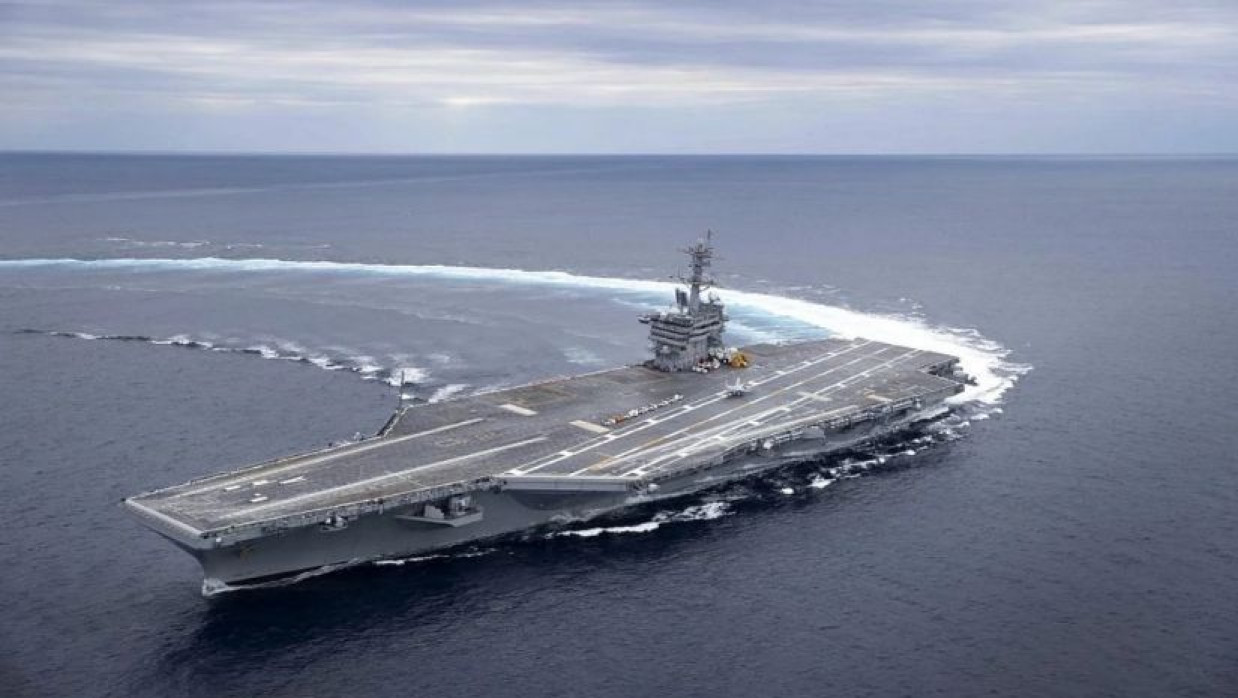 মধ্যপ্রাচ্যে এয়ারক্রাফট ক্যারিয়ার পাঠিয়েছে যুক্তরাষ্ট্র
