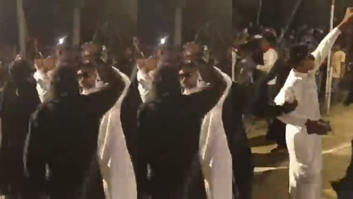 ফুটবল টুর্নামেন্টে বোরকা–জুব্বা পরে নাচ