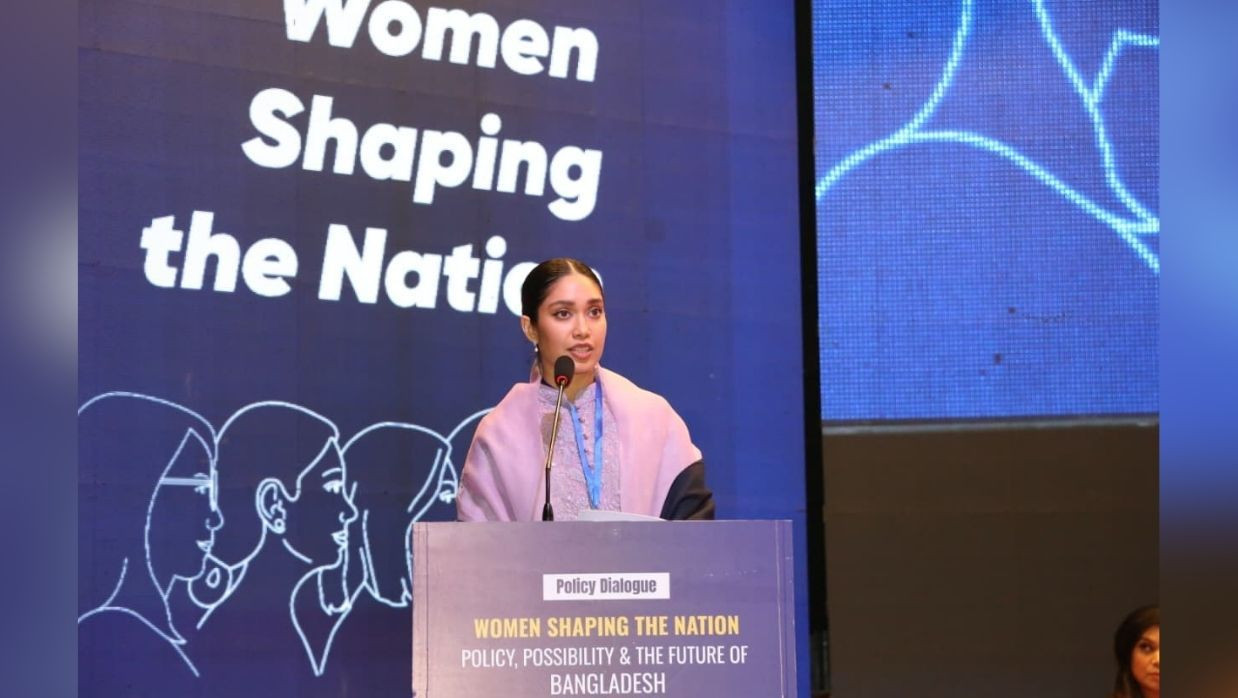 বক্তব্য রাখছেন ব্যারিস্টার জাইমা রহমান