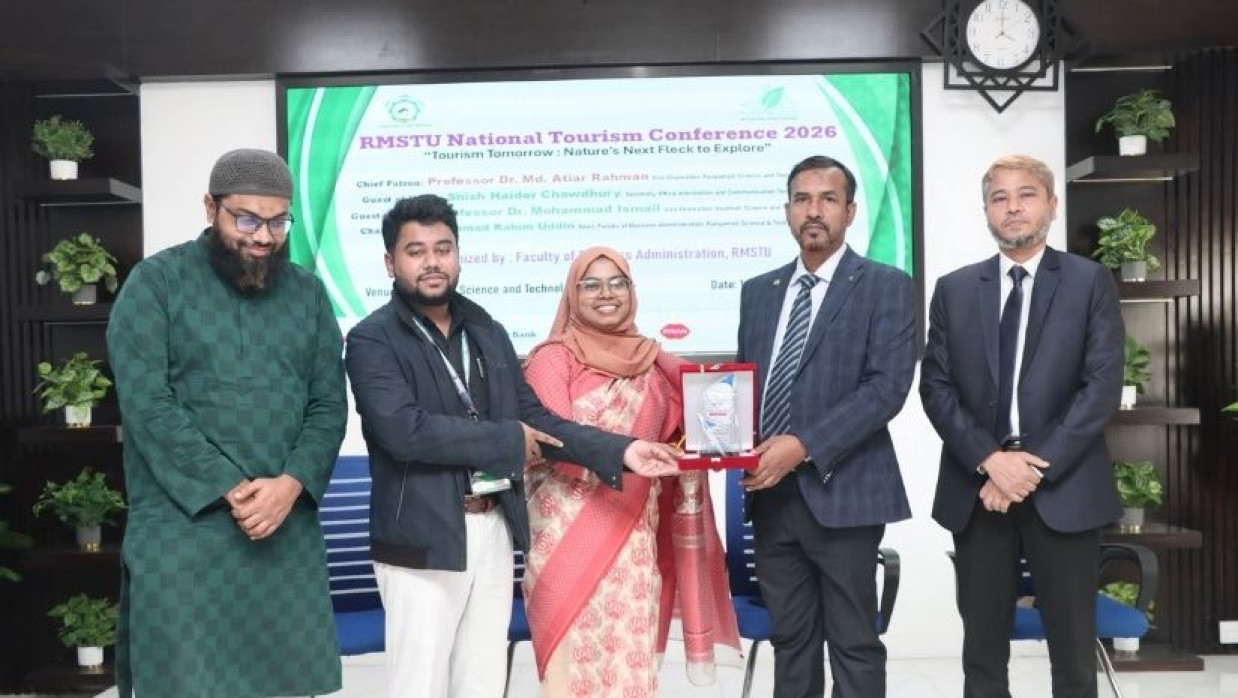  পোস্টার প্রেজেন্টেশনে চ্যাম্পিয়ন মেরিটাইম ইউনিভার্সিটি