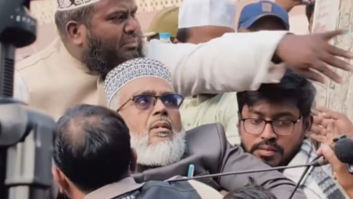 অধ্যাপক আবুল হাশেম