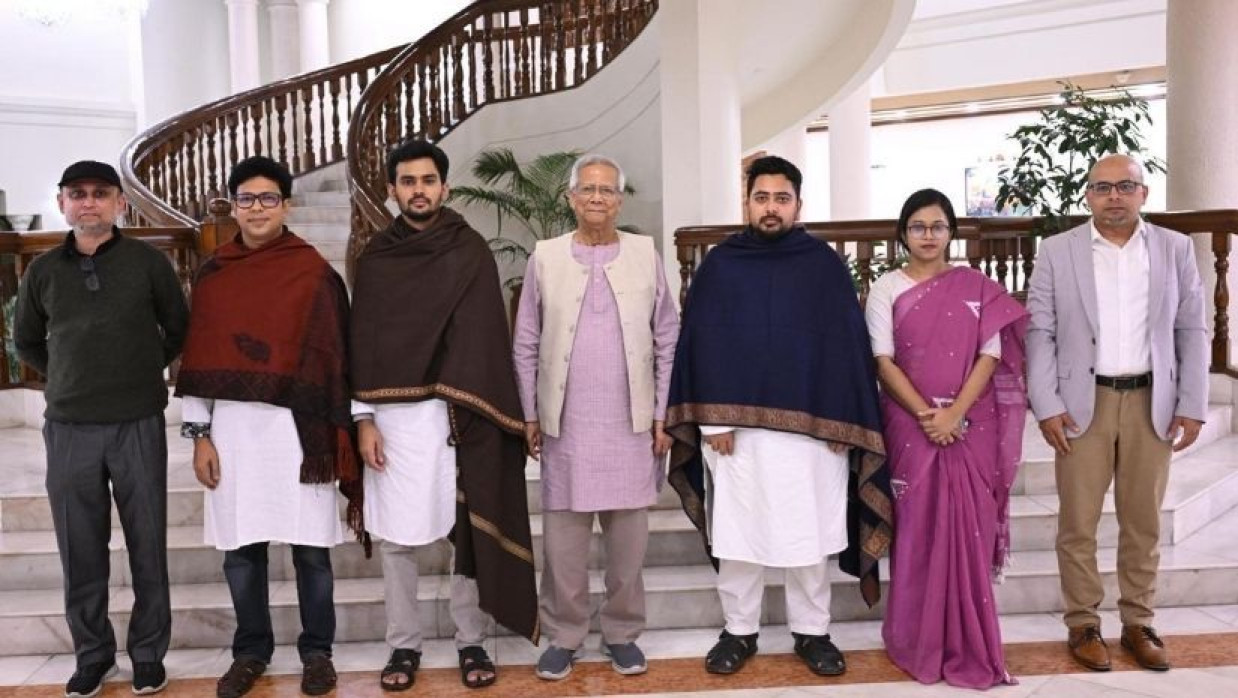 প্রধান উপদেষ্টর সঙ্গে বৈঠক করেন জাতীয় নাগরিক পার্টির (এনসিপি) প্রতিনিধি দল