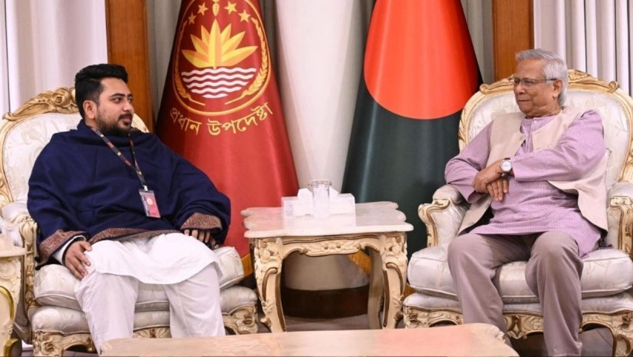 প্রধান উপদেষ্টার সঙ্গে বৈঠকে  এনসিপি’র আহ্বায়ক নাহিদ ইসলাম