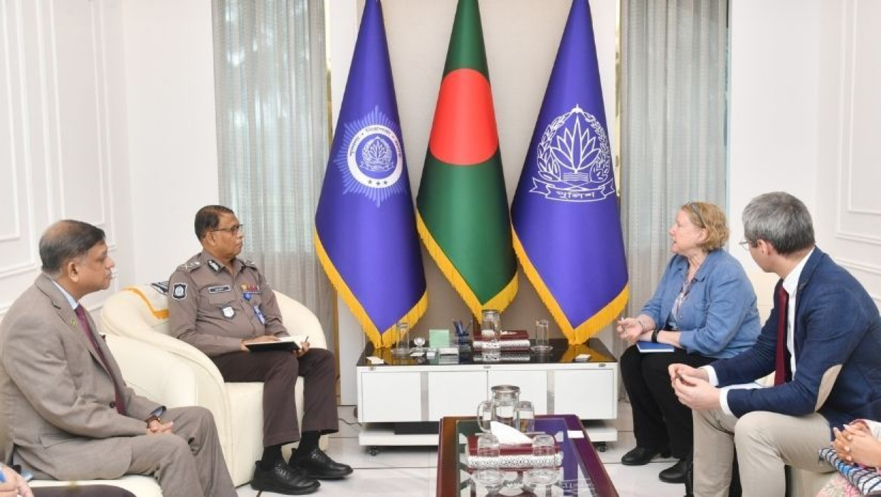 আইজিপির সঙ্গে ইউনেস্কো প্রতিনিধিদলের সাক্ষাৎ