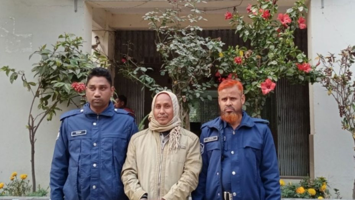 গোলাম মোস্তফাকে গ্রেপ্তার করেছে পুলিশ