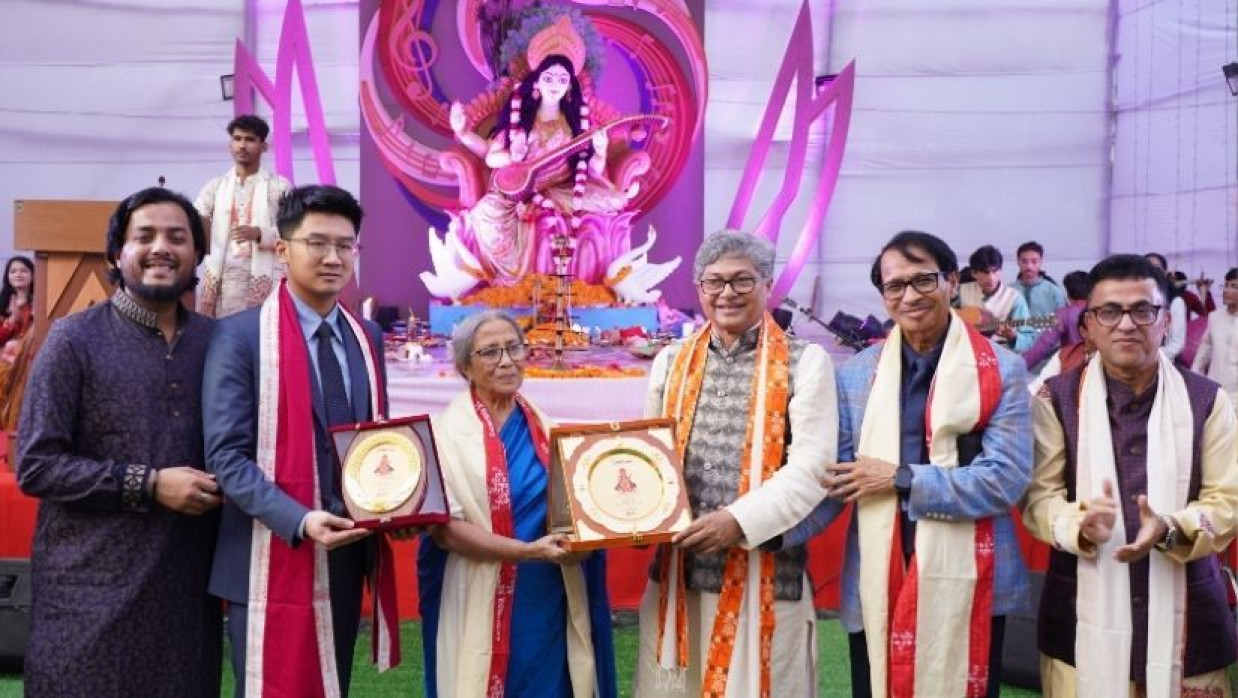 নর্থ সাউথ ইউনিভার্সিটিতে (এনএসইউ) সনাতন ধর্মাবলম্বীদের অন্যতম ধর্মীয় উৎসব স্বরস্বতী পূজা উদযাপিত হয়েছে।