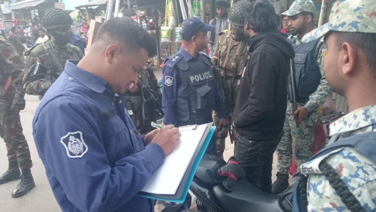 সেনাবাহিনী ও পুলিশের সমন্বয়ে যৌথ চেকপোস্ট