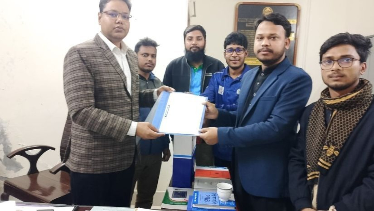 পুলিশ সুপারকে হাবিপ্রবি ছাত্রশিবিরের স্মারকলিপি