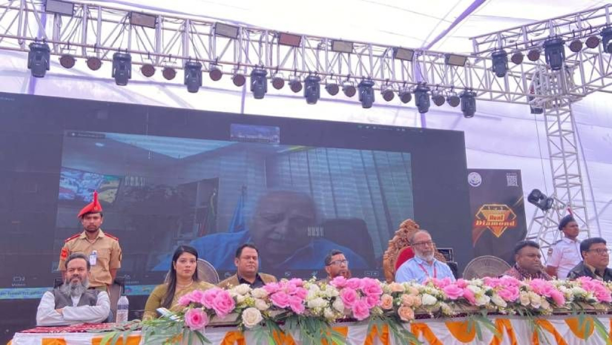 বরিশাল বিশ্ববিদ্যালয়ে নবীনবরণ অনুষ্ঠানে ভার্চুয়ালি যুক্ত হয়ে বক্তব্য দেন ইউজিসি চেয়ারম্যান প্রফেসর ড. এস এম এ ফায়েজ