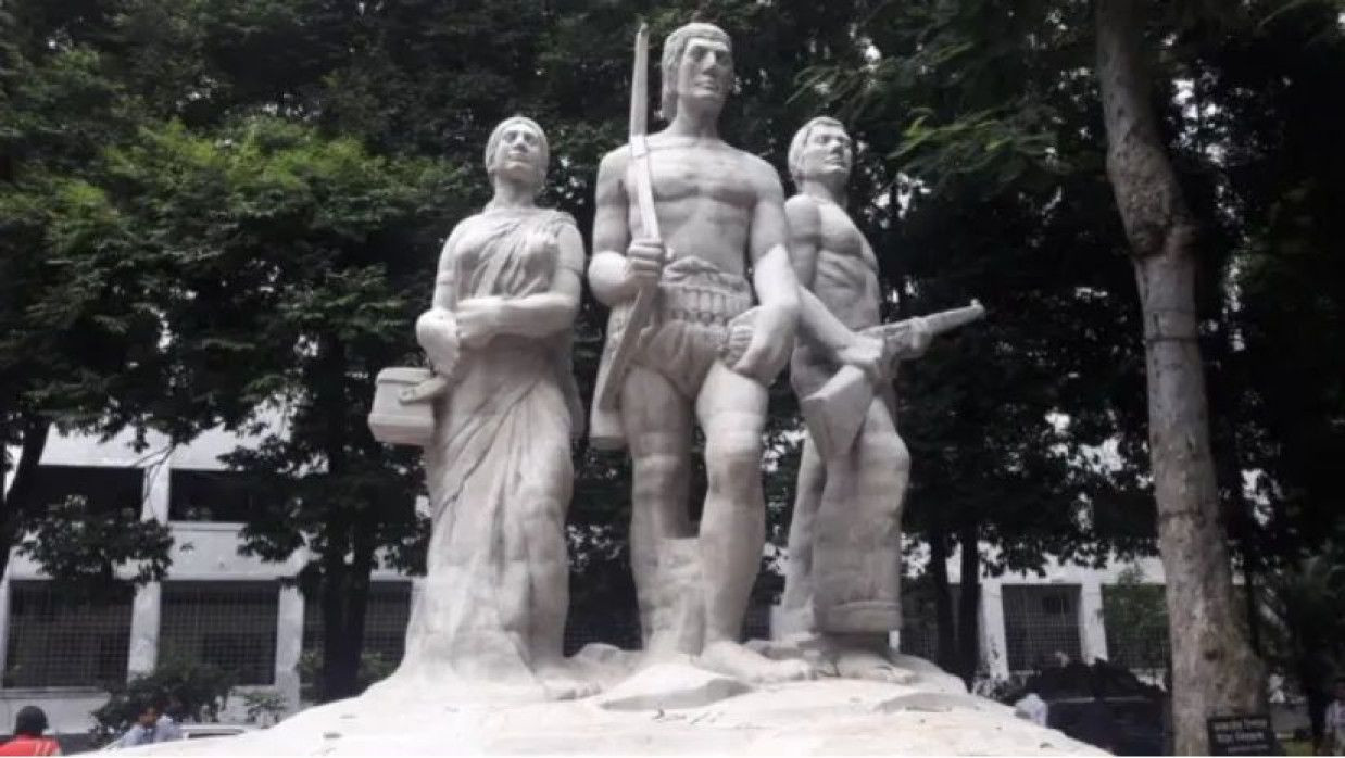 অপরাজেয় বাংলা, ঢাকা বিশ্ববিদ্যালয় 