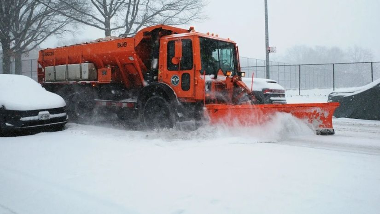 যুক্তরাষ্টে তুষারপাতের দৃশ্য