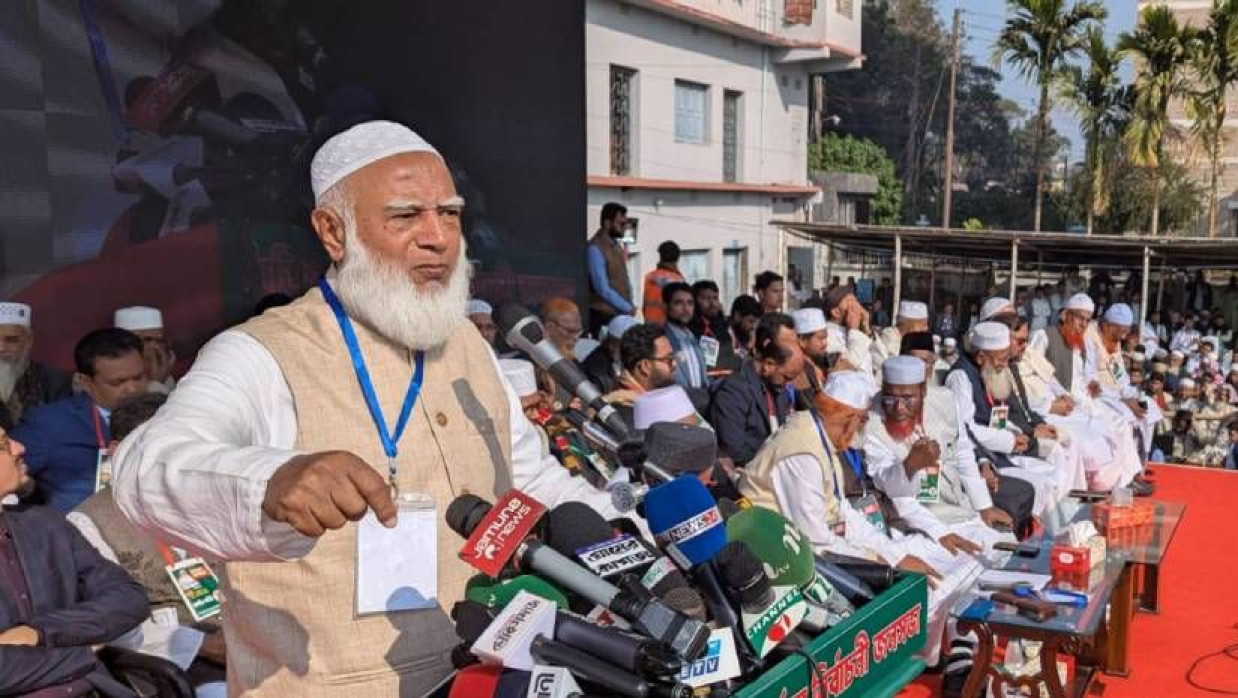 যারা নারীদের নিরাপত্তা দিতে ব্যর্থ, তারা দেশকেও নিরাপত্তা দিতে পারবে না: জামায়াত আমির