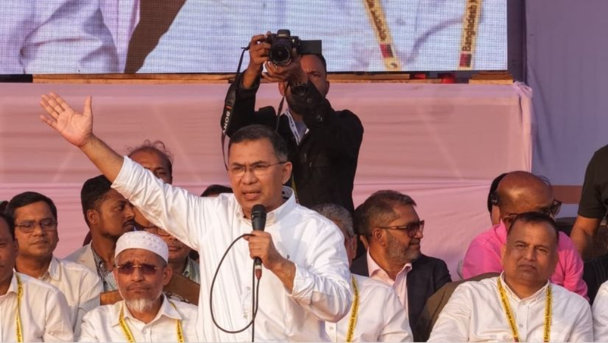 ১২ ফেব্রুয়ারি তাহাজ্জুদ নামাজ পড়তে উঠবেন: তারেক রহমান